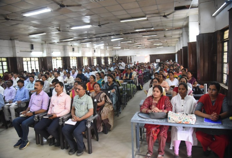 प्रशासन ने की शहर में नीट की नि:शुल्क कोचिंग की शुरुआत, वर्षभर चलेंगीं विशेष कक्षाएं