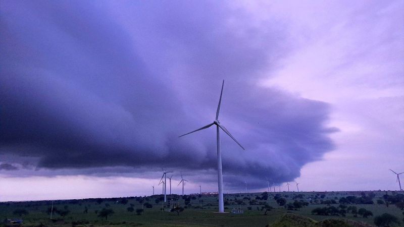 पवन चक्कियों से तैयार हो रही बिजली, १९३ मेगावाट उत्पादन से घर हो रहे रोशन