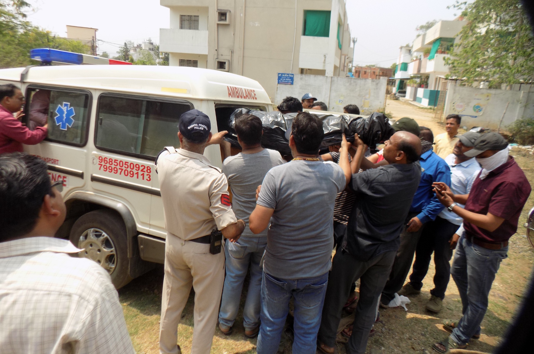 महिला लोको पायलट की मौत पर परिजनों ने लगाए स्टेशन मास्टर पर गंभीर आरोप, पढ़े पूरी खबर