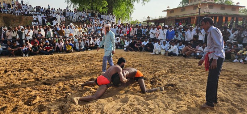 ब्याई माता मेले में उमड़ा श्रद्धा का सैलाब, राजेश बने दंगल केसरी:
