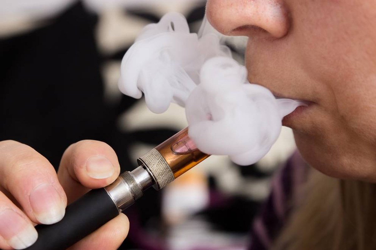 electronic-cigarette.jpg