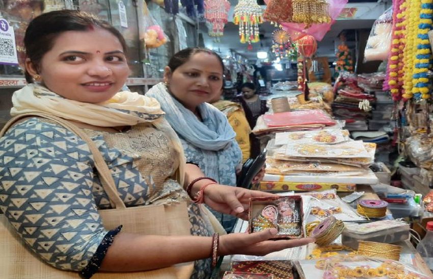 आधुनिकता में खो गए गणगौर के गीत, परंपरा निभाने तक सिमटा पर्व