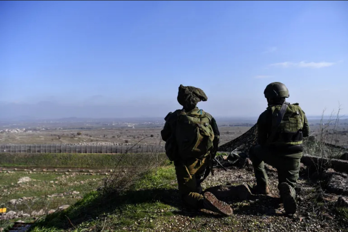 two_israeli_soldiers.jpg