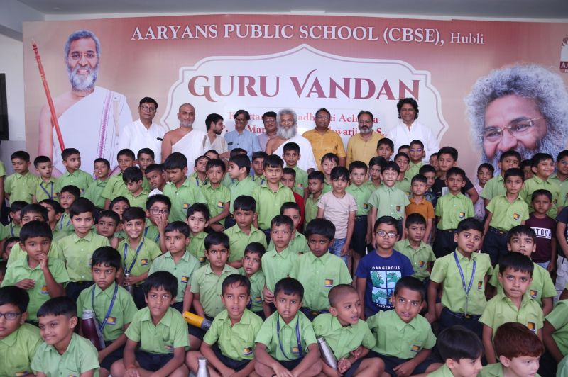 संस्कारों के अभाव में जीवन की कल्पना नहीं हो सकती