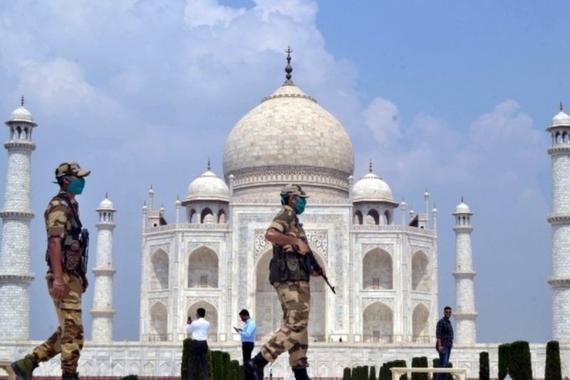 agra_news_tajmahal_today_.png