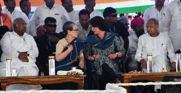 Congress's first big rally in Jaipur during Lok Sabha election campaig