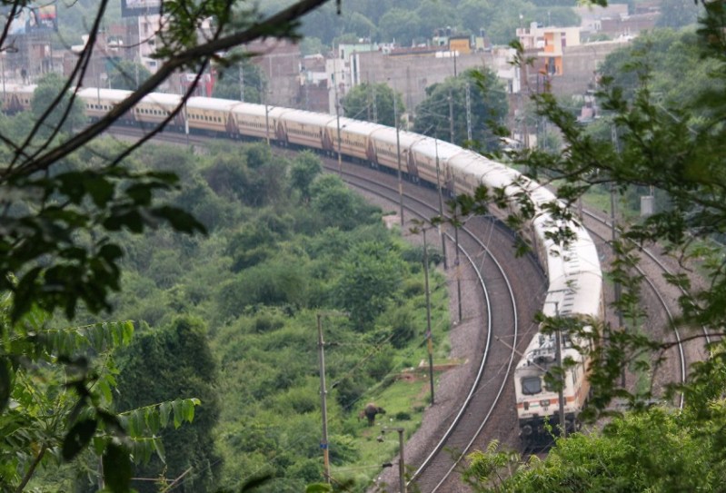 बैसाखी व गुरुपूर्णिमा पर चलेगी स्पेशल ट्रेन