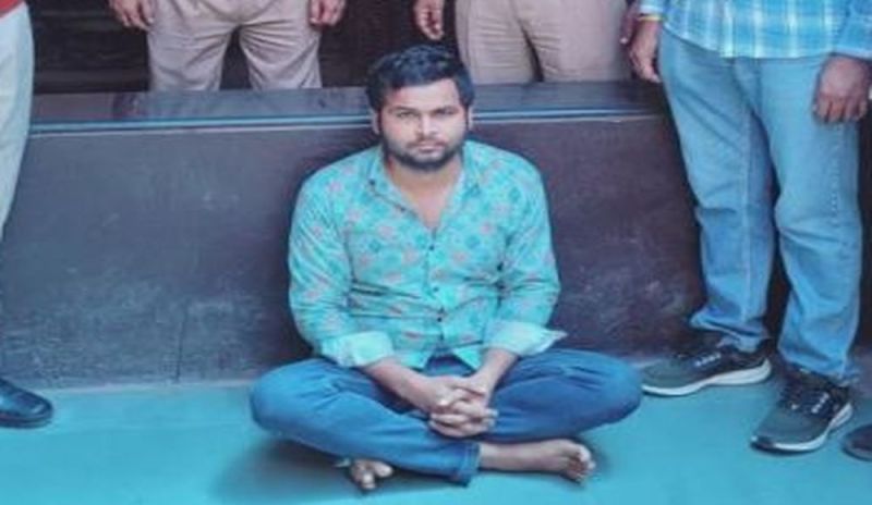 लडक़ी से प्रेम प्रसंग था, इसलिए गर्भवती पत्नी को ट्रेन से दे दिया धक्का