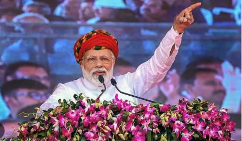 pm_modi_rally_in_pilibhit.jpg