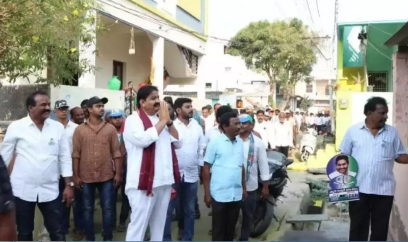 आंध्रप्रदेश : लोकसभा चुनावों में हैट्रिक को तैयार रचमल्लू शिवप्रसाद रेड्डी