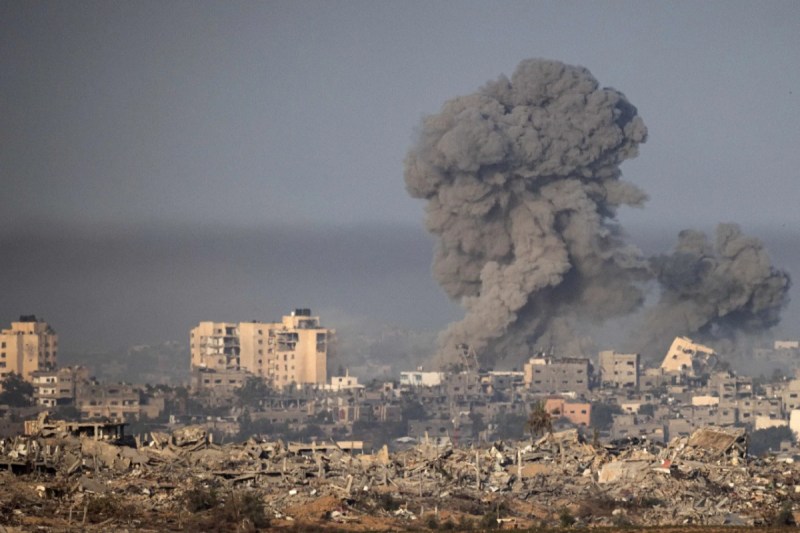 Hamas commander killed in Israeli air strike