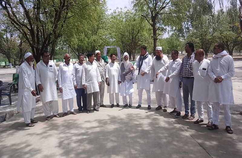 कमेटी ने लिया जायजा: ईदगाह में पौने 9 बजे होगी नमाज, सफाई की कराई व्यवस्था