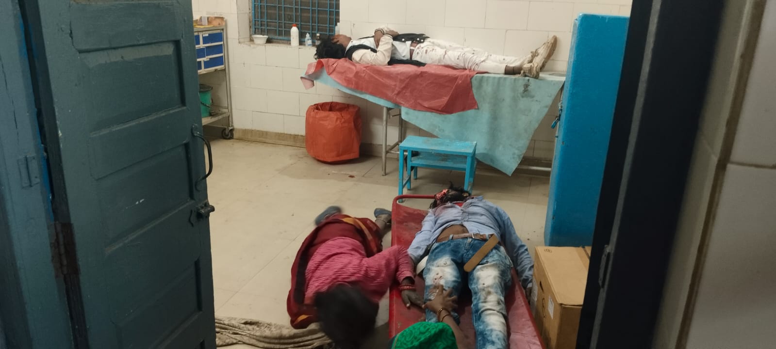 Road accident: Two bikes collided, one died on the spot, two youths injured