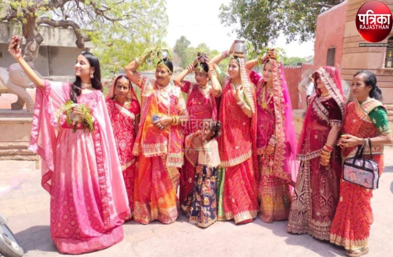 Gangaur Festival 2024: सज-धज कर निकली तिजणियां, छाया रहा उल्लास, देखें पूरा वीडियो...