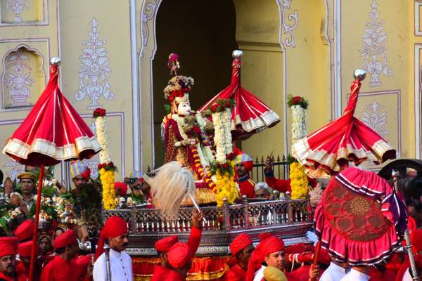 Gangaur Mata's ride came out with pride