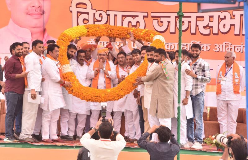 जनसभा में बोले सीएम भजनलाल शर्मा, विधायक संजीव बेनीवाल से वार्ता कर बनाएंगे भादरा की खुशहाली का प्लान