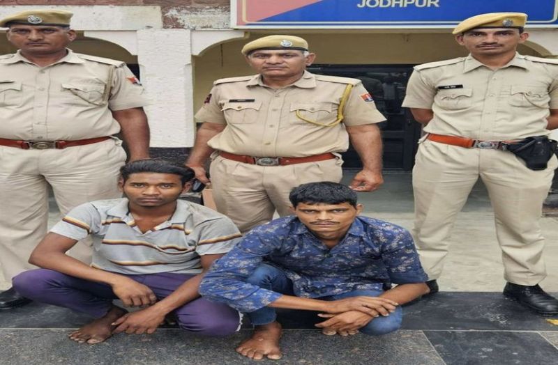 ट्रेन में यात्री का मोबाइल लूटकर भागने का आरोपी गिरफ्तार