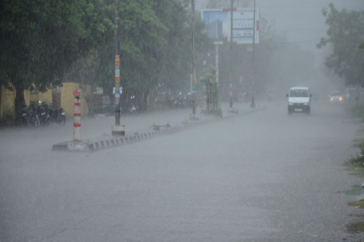 Rajasthan Weather : कोटा में तेज हवा संग बूंदाबांदी, बूंदी में मेघ गर्जना व तेज
बारिश