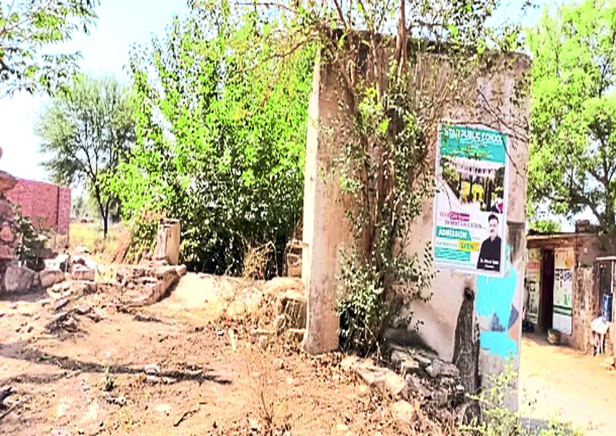 सात वर्षों से पानी को तरस रहा रायपुर मेवान गांव, 60 परिवार कर गए पलायन …. पढ़े
रोचक खबर