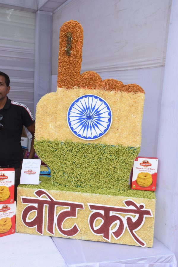 Robillon gave message at Destination Food Carnival