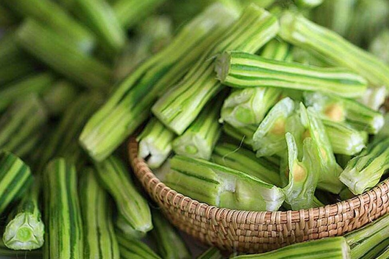 health benefits of drumsticks in Hindi)