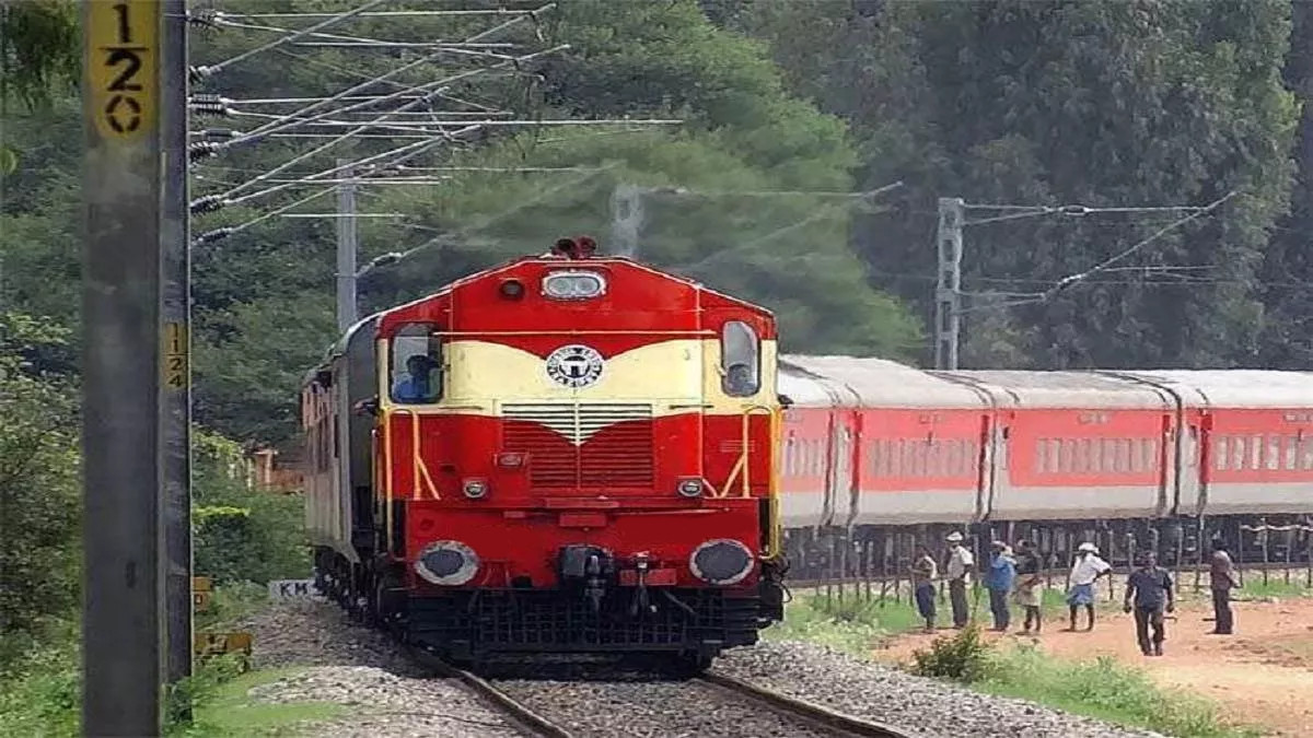 पंजाब में किसान आंदोलन के चलते राजस्थान की इतनी ट्रेनों को लेकर आया बड़ा आदेश,
यात्रियों को होगी परेशानी
