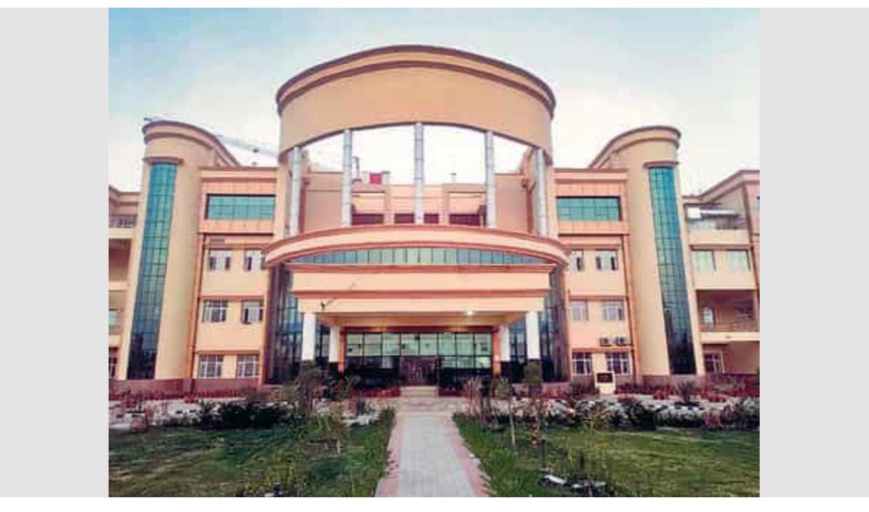 गोरखपुर मेडिकल कालेज में डॉक्टरों ने तीमारदार को पीटा, वेंटीलेंटर बंद होने की
शिकायत पर भड़के