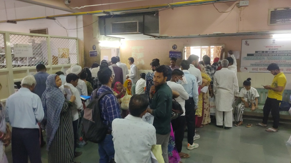 राजस्थान के इस शहर को लगा ऐसा ‘रोग’ कि मरीजों से अस्पताल ‘हाउसफुल’, देखें वीडियो
