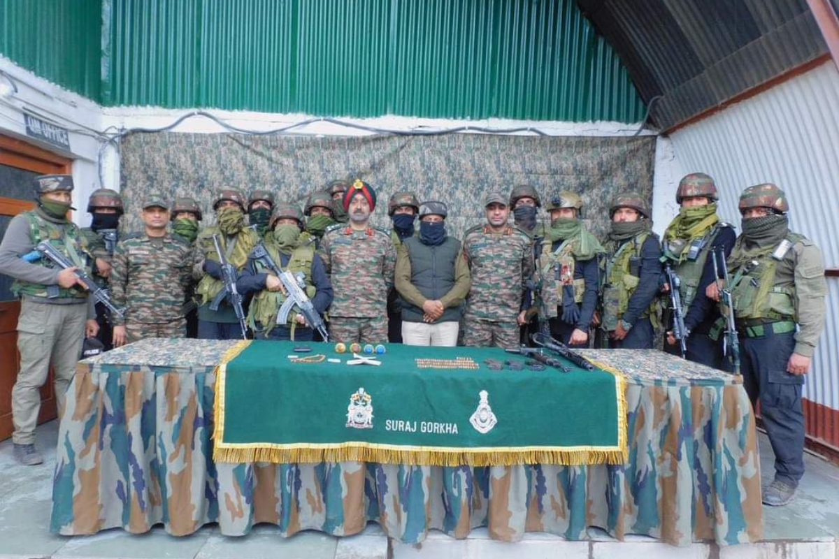 Uri Encounter: भारतीय सेना ने भीषण मुठभेड़ में मार दो आतंकी