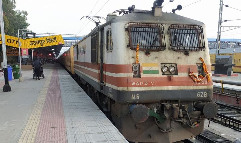 udaipur train