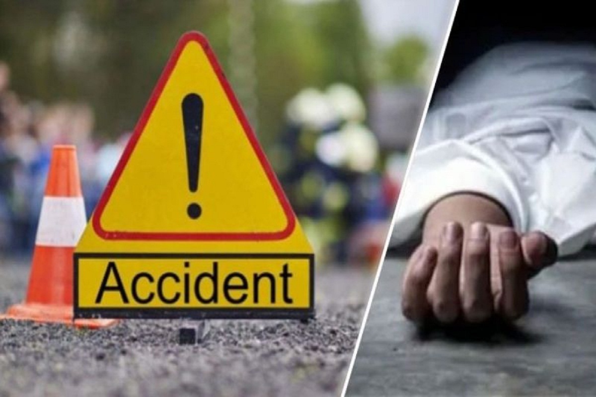 CG Road Accident: कैप्सूल वाहन और मारुती वैन में हुई जबरदस्त टक्कर, हादसे में
बेटे की दर्दनाक मौत, पिता घायल
