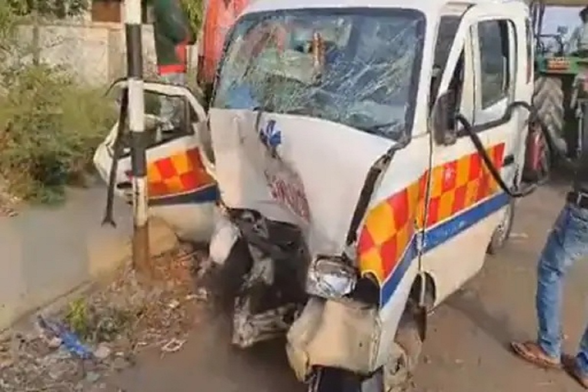 Road Accident, Cg police, kawardha news