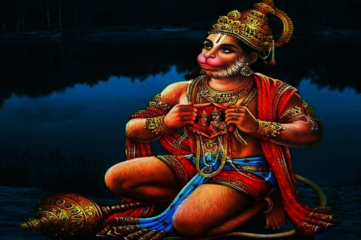 Hanuman ji: कौन हैं हनुमानजी के माता-पिता, जानते हैं कब हुआ था बजरंग बली का जन्म
और इनके प्रिय मंत्र