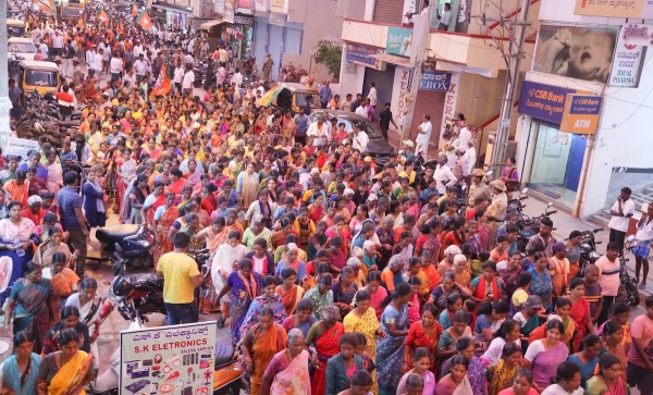 Vijayendra Roadshow in Nanjanjud