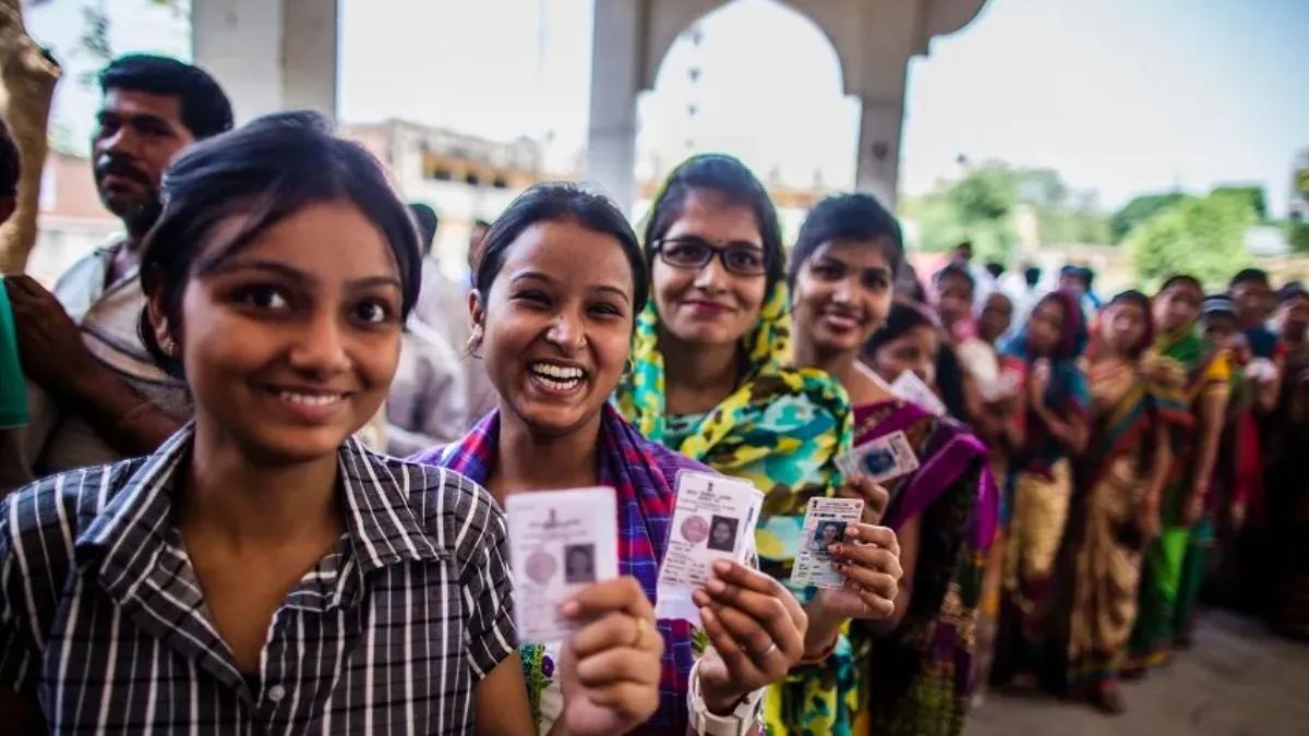 Lok Sabha Election 2024 : बूथ से दूर हुआ यूथ…90 से 62 फीसदी रह गया नवमतदाताओं का
मतदान