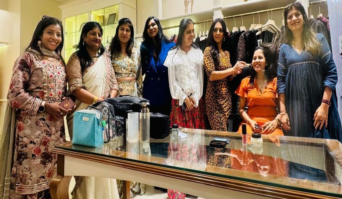 जीतो चेप्टर, बेंगलूरु नॉर्थ के आयोजन में महिलाओं ने सीखे सही मेकअप व फैशन के गुर