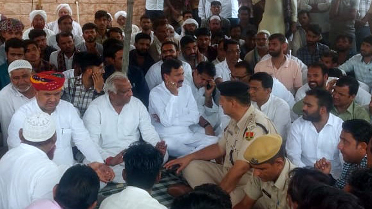 Rajasthan News: कांग्रेसी नेता का धमकी भरा वीडियो हो रहा है वायरल, किसको दी खुली
चेतावनी, यहां देखें - image