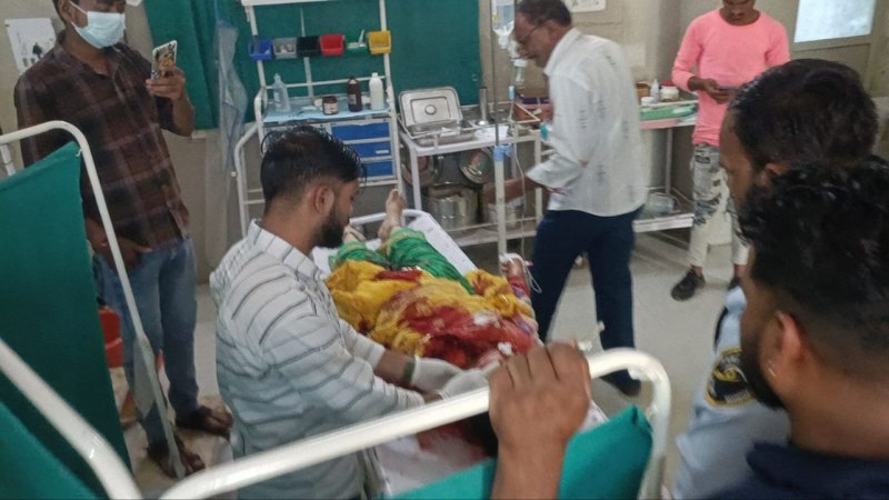 शाजापुर में रोड हादसा