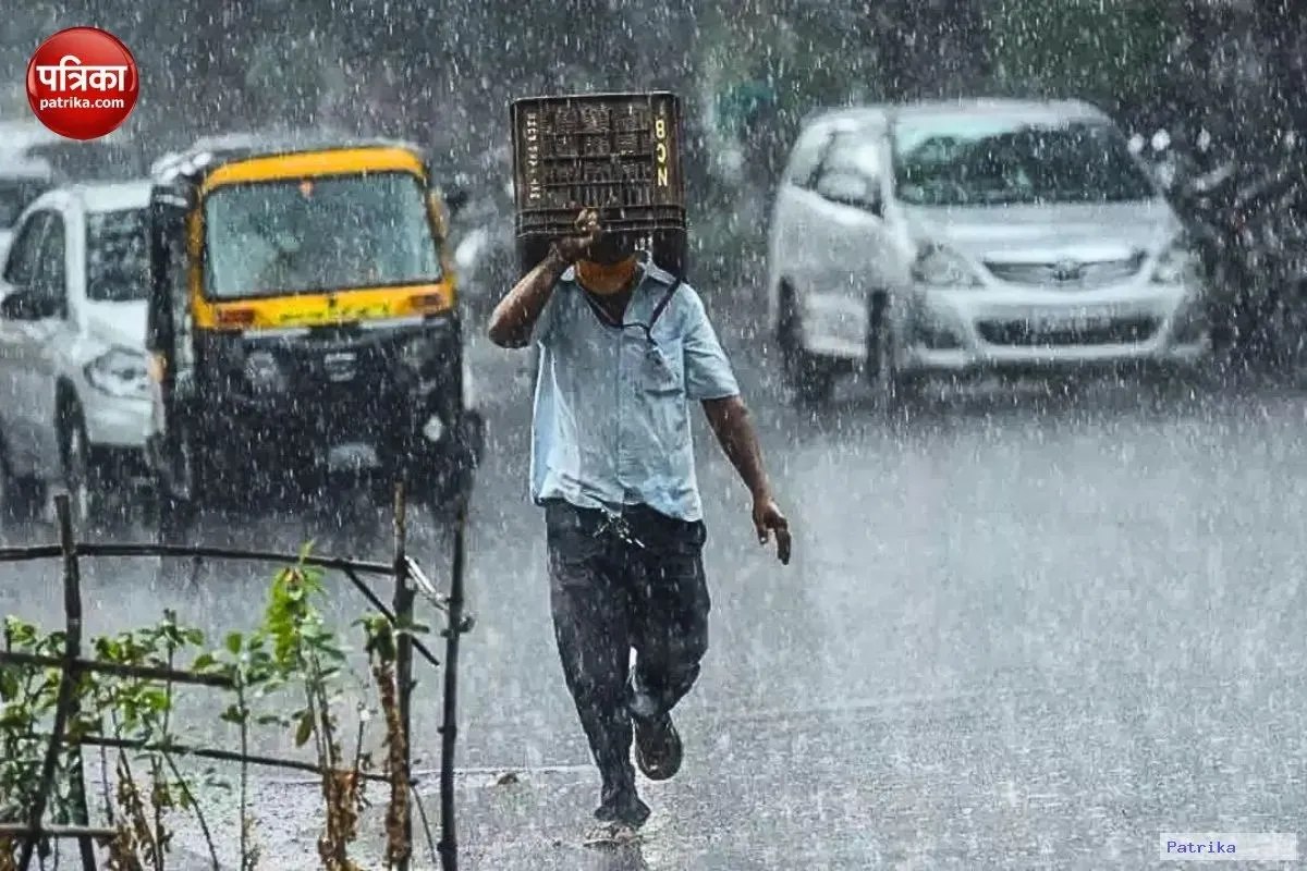 Weather Update: अगले 24 घंटों में फिर बदलेगा मौसम, राजस्थान के इन जिलों में तेज
हवा के साथ होगी बारिश