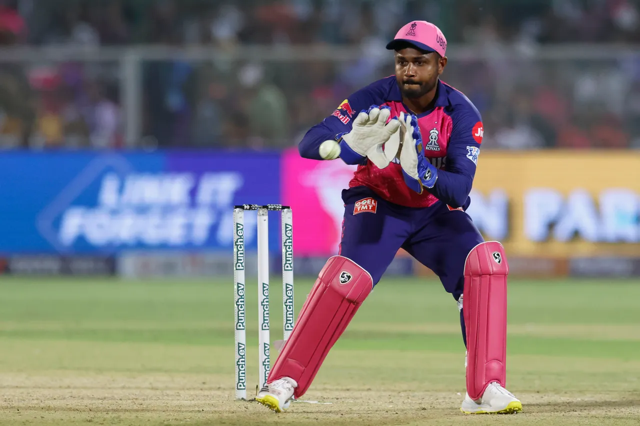 संजू सैमसन के मुरीद हुआ ये ऑस्ट्रेलियाई कप्तान, कहा – राजस्थान रॉयल्स उनकी वजह
से टॉप पर - image