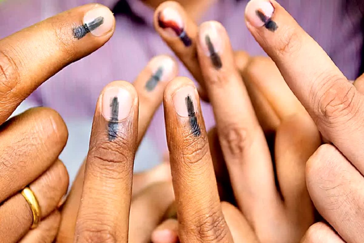 लोकसभा चुनाव 2024: यूपी में तीसरे चरण की 10 सीटों पर बचे 100 प्रत्याशी, जानें कब
डाले जाएंगे वोट - image