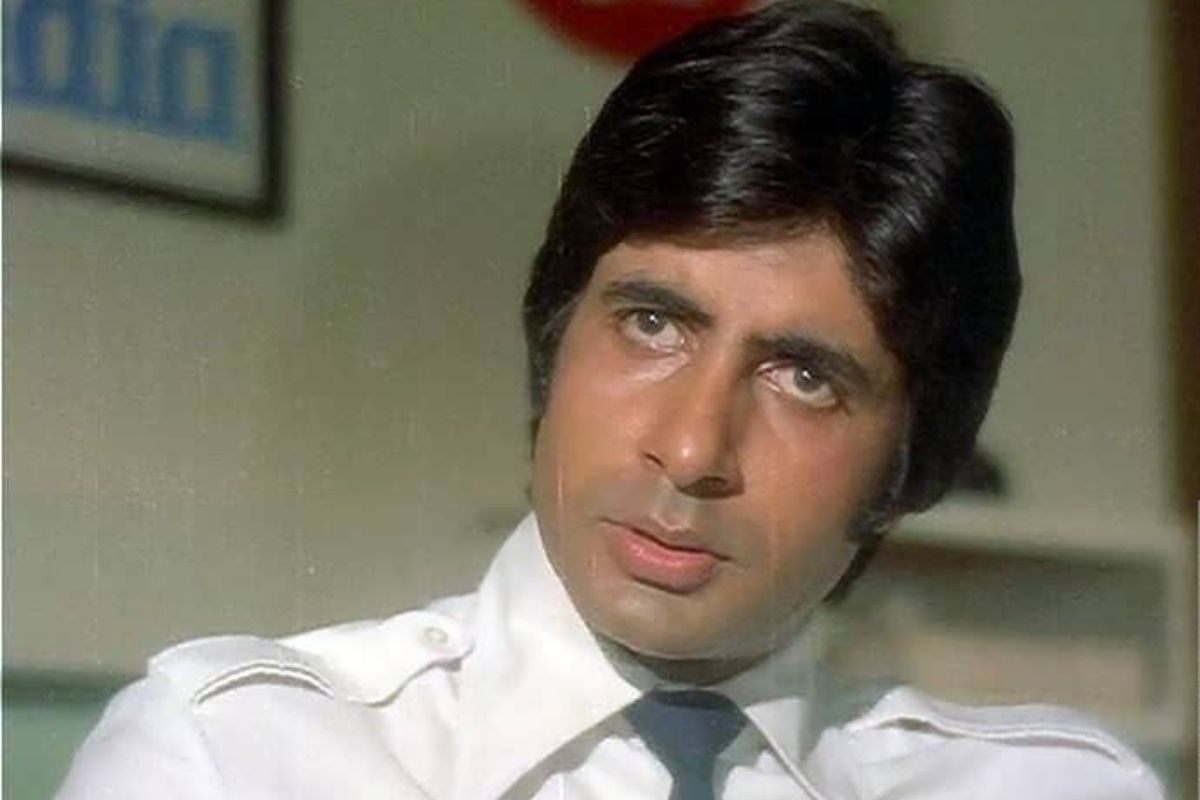 Amitabh Bachchan first Love Story: कौन है चंद्रा? जिसके लिए अमिताभ बच्चन ने
कटवाई थी 26 दिन की सैलरी, शादी की बात पर… - image