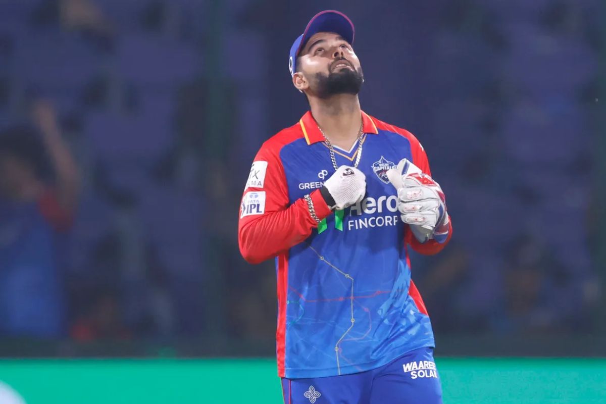 IPL 2024: दिल्ली कैपिटल्स प्लेऑफ से बाहर, कप्तान ऋषभ पंत हो गए भावुक, कह दी दिल
की बात - image