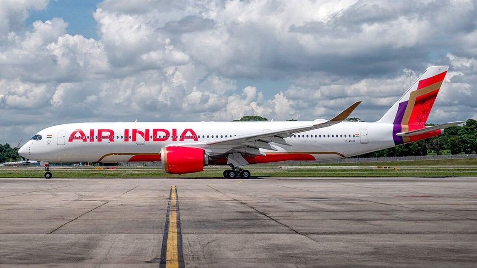 Air India express के उड़ते विमान में लगी आग, IGI दिल्ली एयरपोर्ट पर इमरजेंसी
घोषित - image