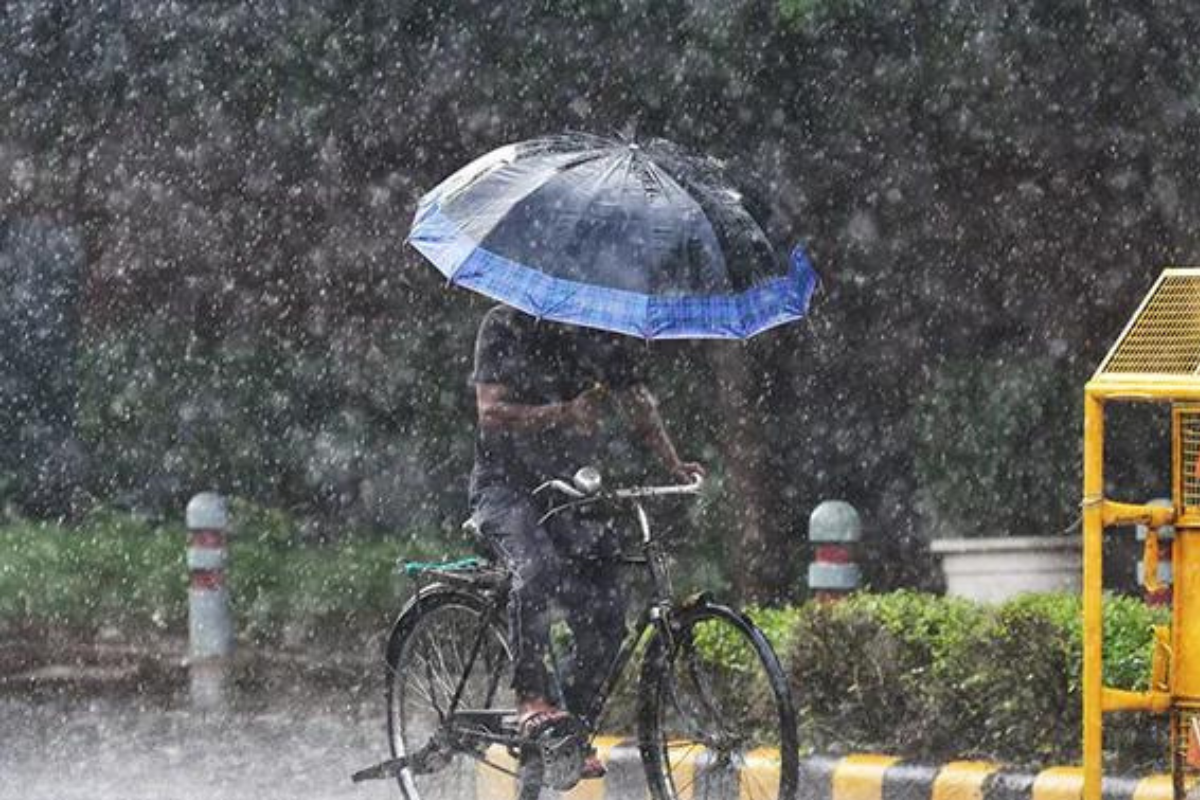Monsoon Alert Today: मानसून से पहले अगले 24 घंटे में आएगी प्रचंड आंधी, चार
चक्रवात कराएंगे पश्चिम बंगाल से बिहार तक झमाझम बारिश