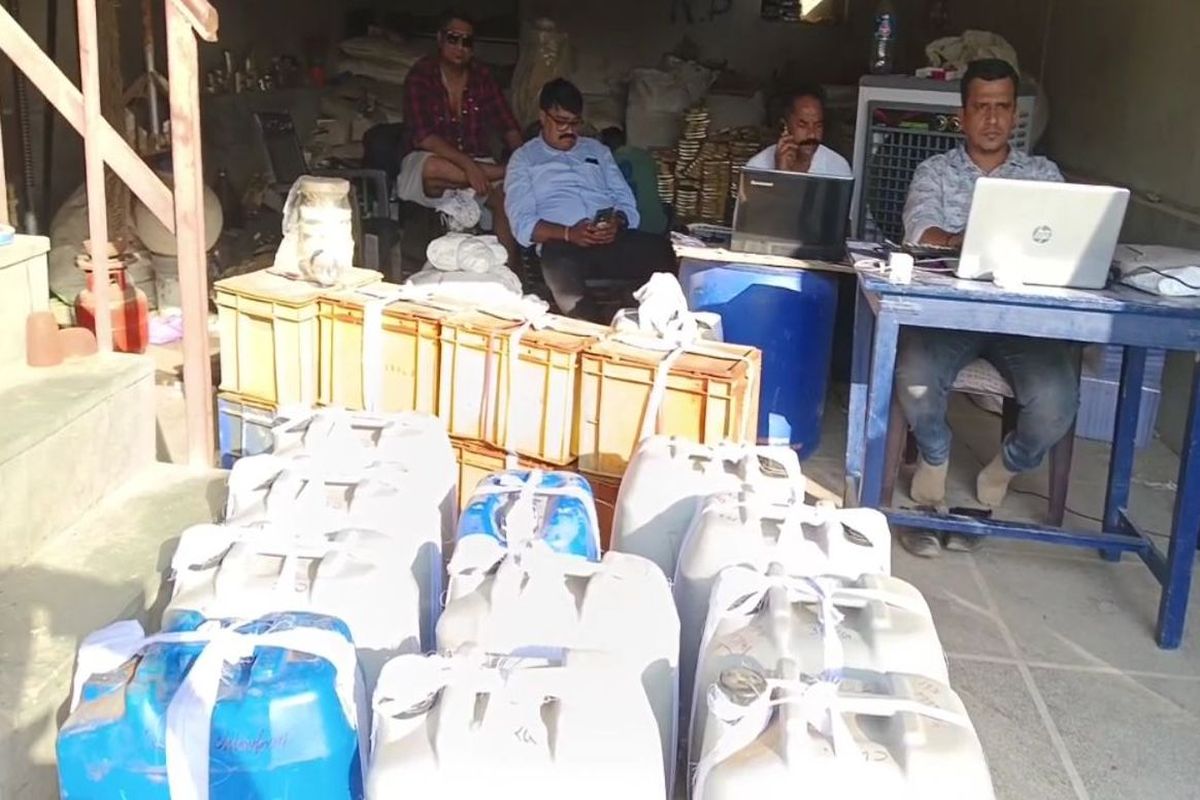 MD Drugs : मुम्बई पुलिस ने जोधपुर में पकड़ी सौ करोड़ की एमडी ड्रग्स व केमिकल
जब्त - image