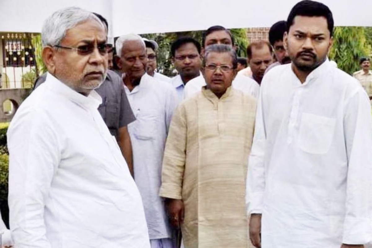 अनिल अग्रवाल के बेटे के निधन पर नीतीश कुमार ने जताया शोक अनिल अग्रवाल के बेटे के निधन पर नीतीश कुमार ने जताया शोक