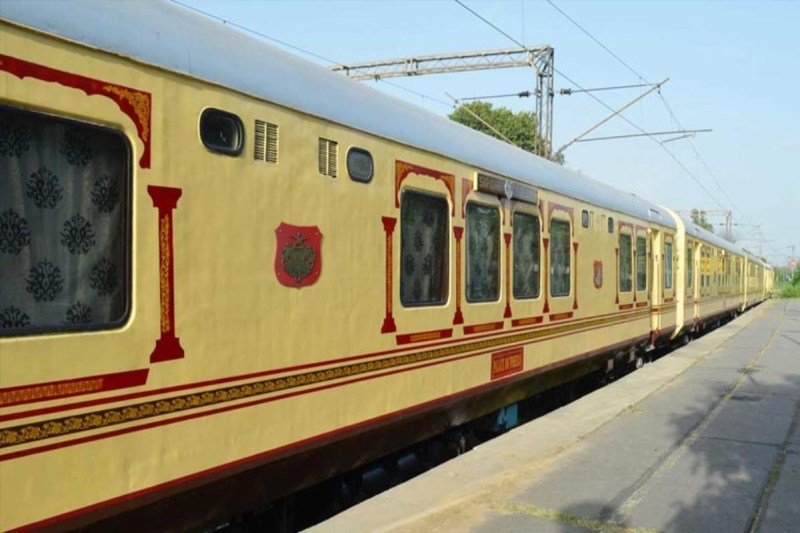Palace on Wheels