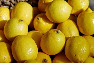 9 sign body need lemon