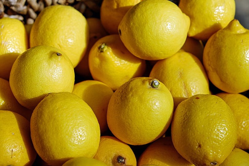 9 sign body need lemon